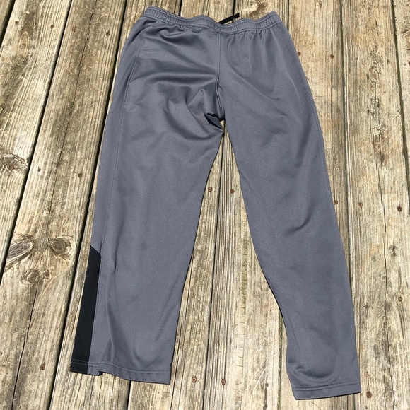 SOLD!! Under Armour pants - Picture 6 of 7